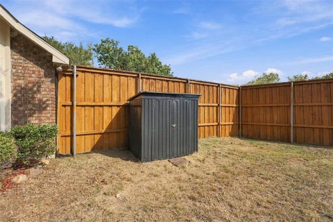 Tiny photo for 2801 Buena Vista Court, Carrollton, TX 75007 (MLS # 21395217)