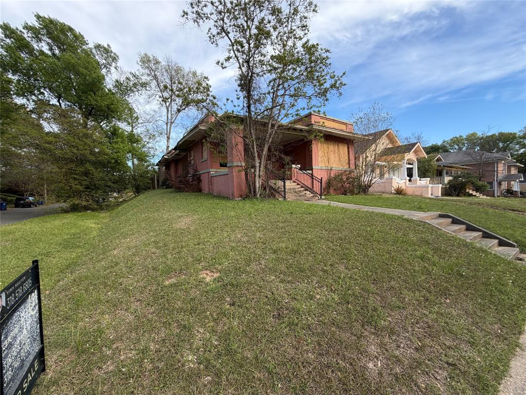 2503 Highland Avenue