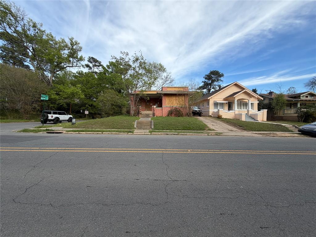 2503 Highland Avenue