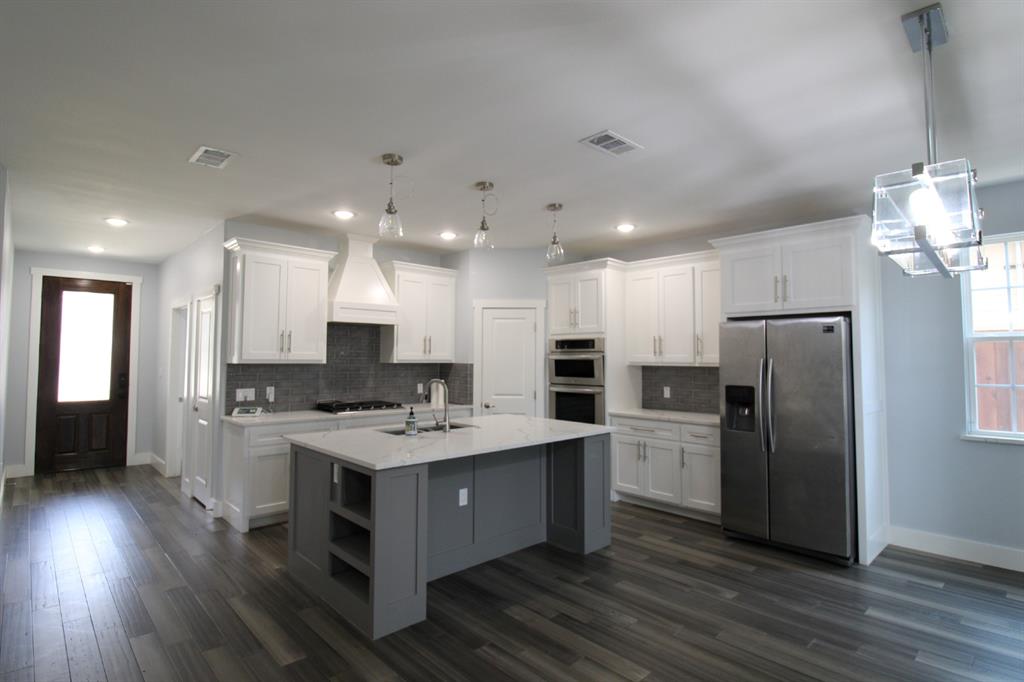 Roosevelt Manor 1st Inst - Residential Lease