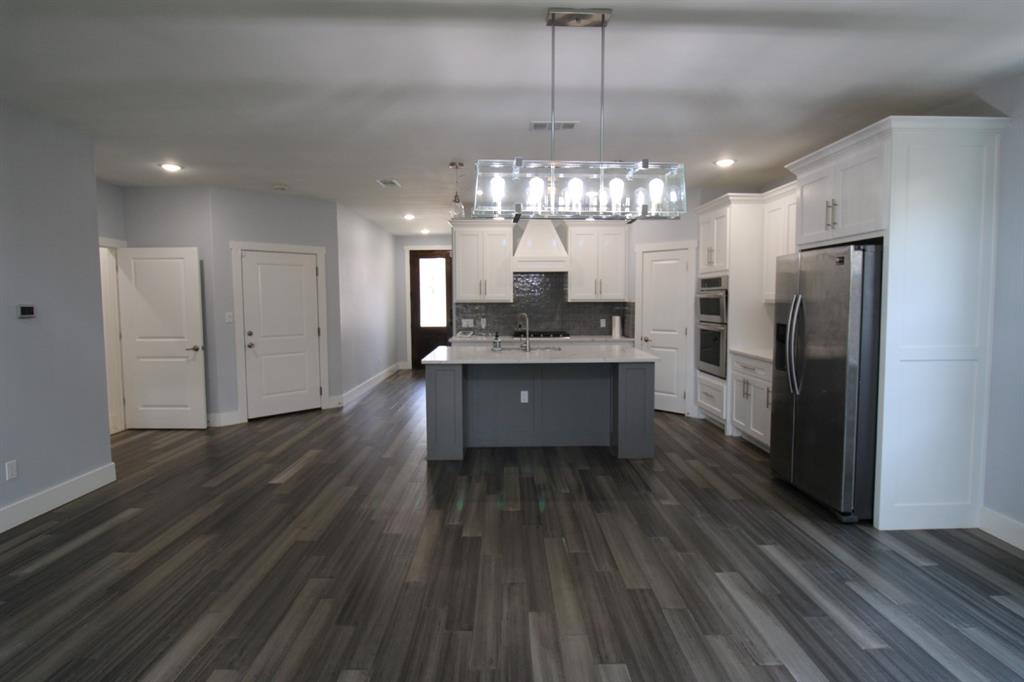 Roosevelt Manor 1st Inst - Residential Lease