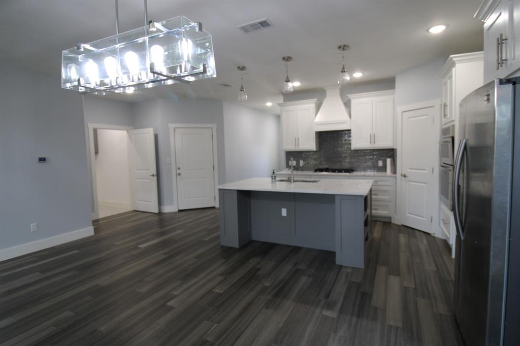 Roosevelt Manor 1st Inst - Residential Lease