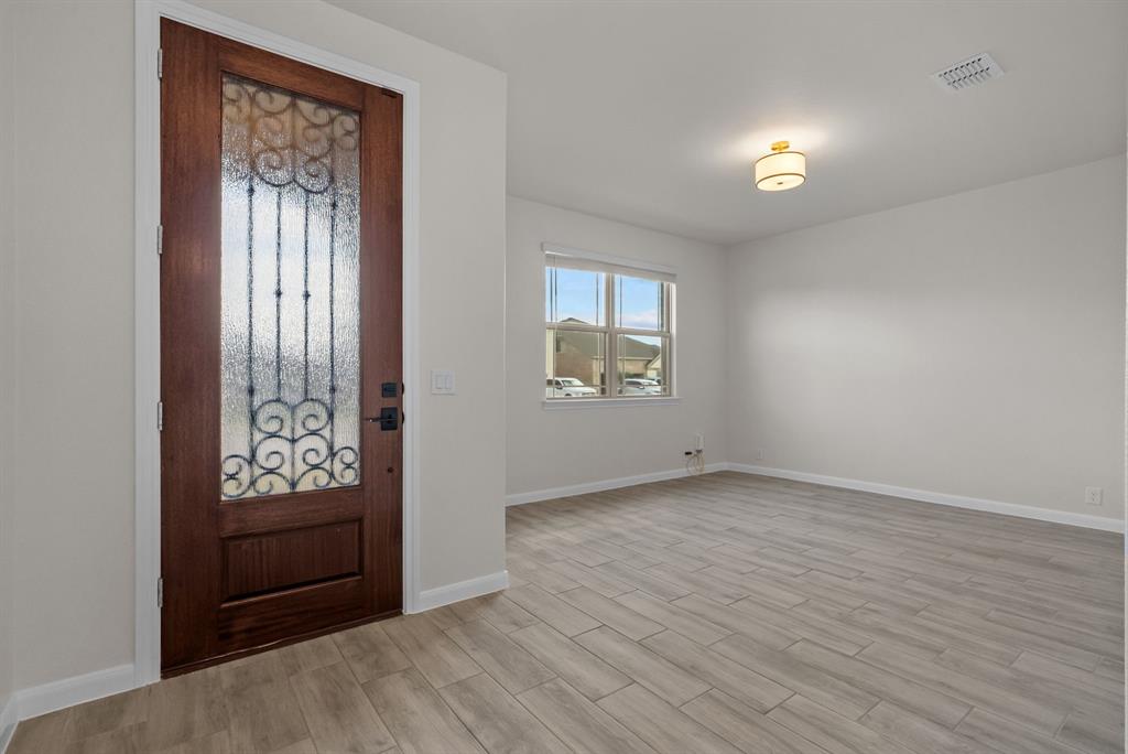 1112 Goldenrod Drive