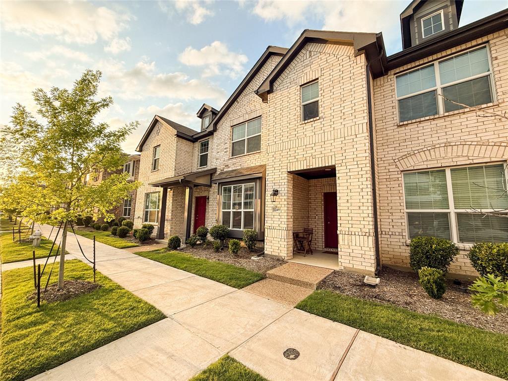 1249 Lamar Drive