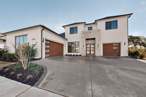 1770 Coopers Hawk Drive Arlington TX 76005