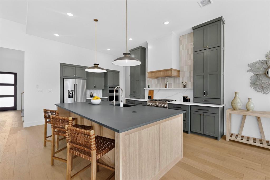 1770 Coopers Hawk Drive