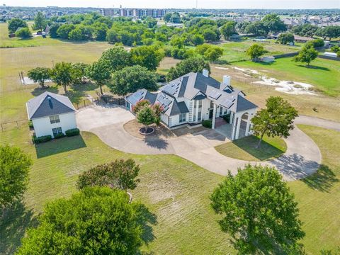 A home in Waxahachie