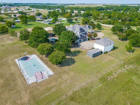 A home in Waxahachie