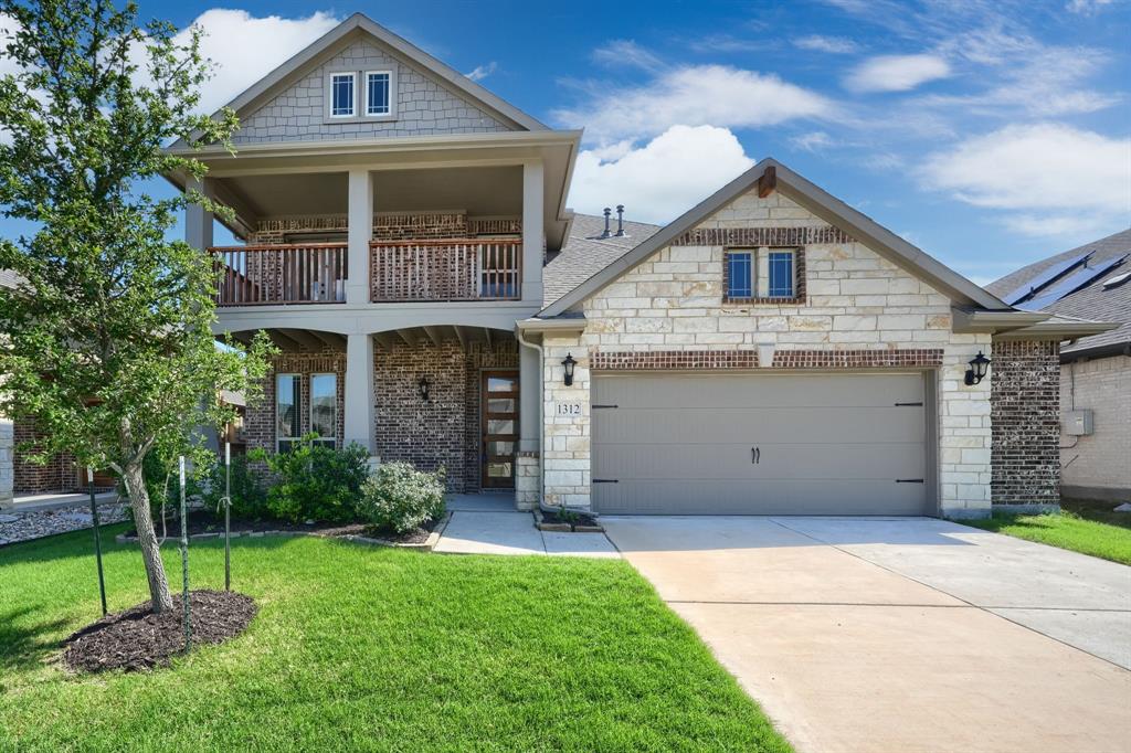 1312 Arrowwood Drive