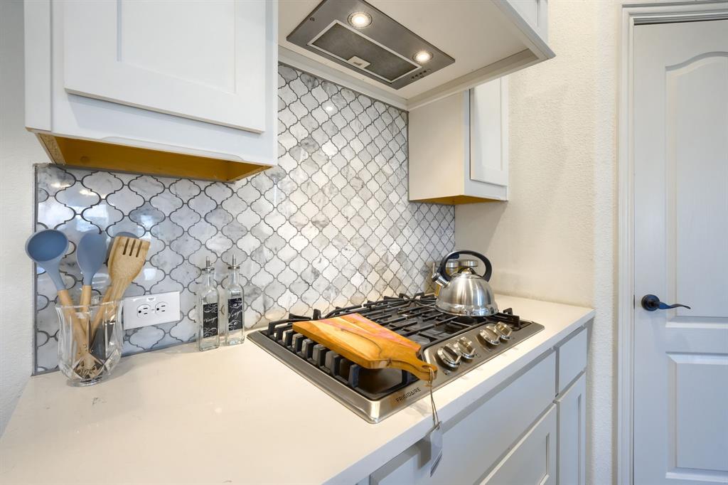 1312 Arrowwood Drive