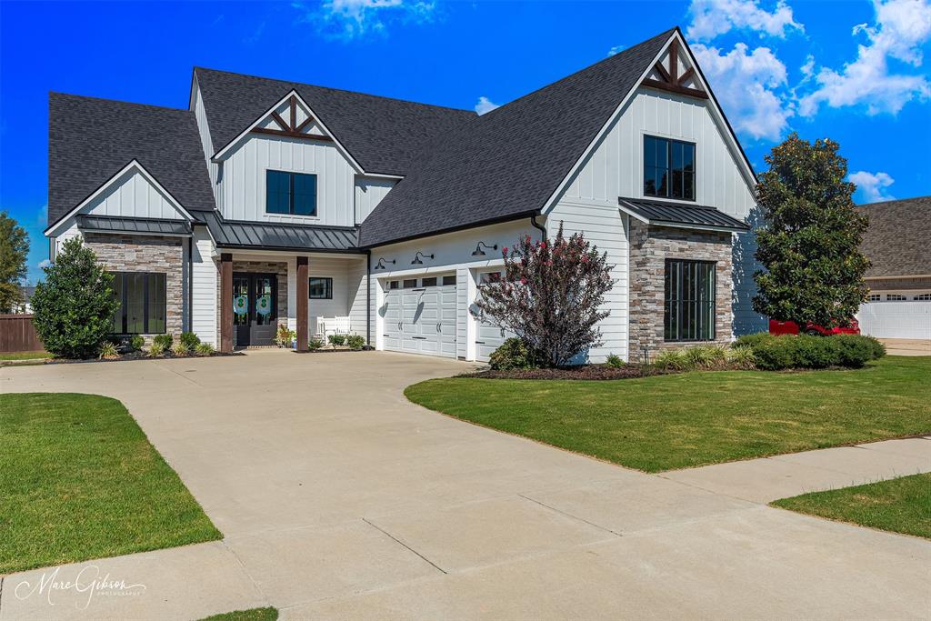 10946 Whispering Path Drive