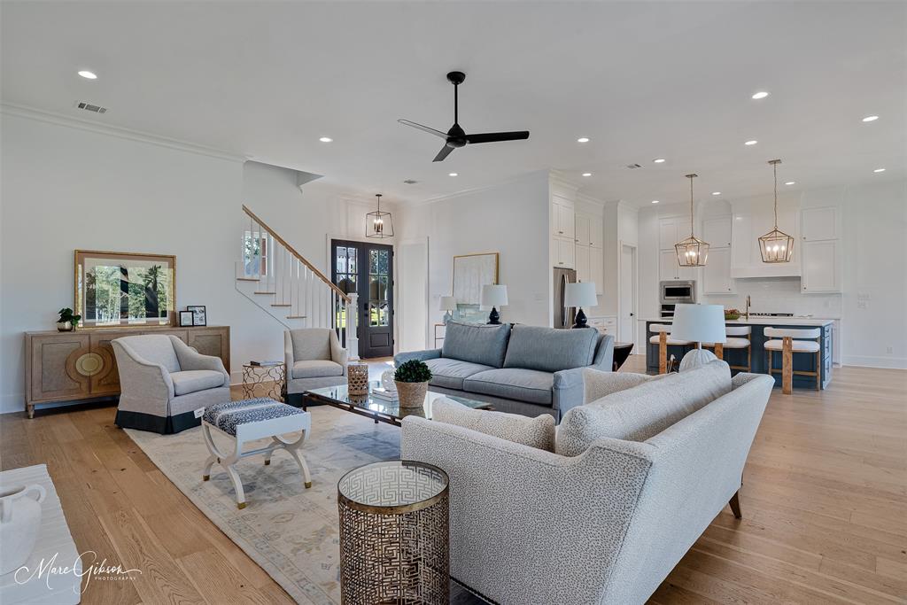 10946 Whispering Path Drive
