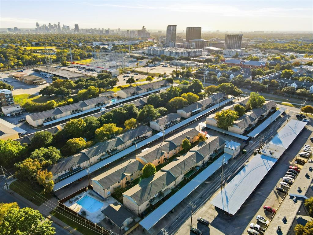 Sandhurst Plaza Condo - Residential