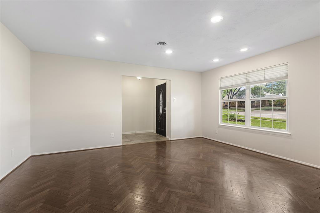 9747 Lanward Circle