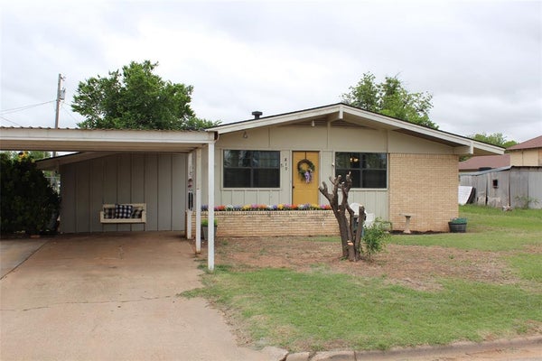 810 W EDEN ST, MUNDAY, TX 76371 - Image f4589b23eda3d92c3385d2daf4f967f0/4083992268