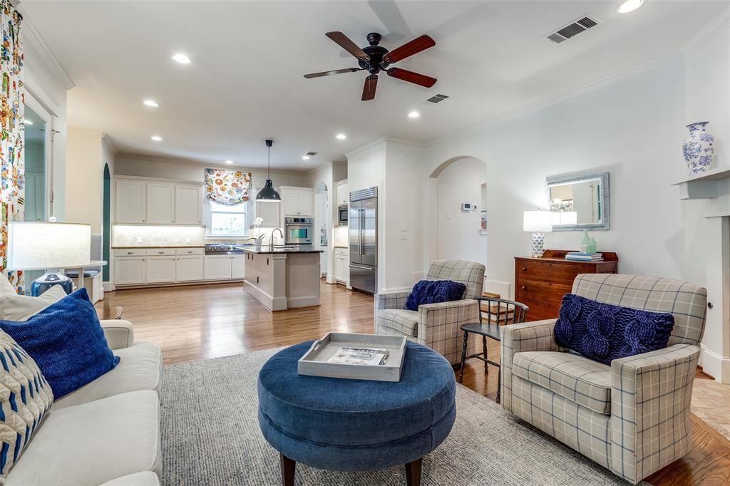 Briarwood 02 Instl - Residential