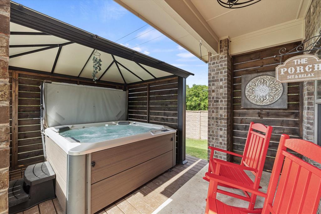 500 Prairie Meadow Drive