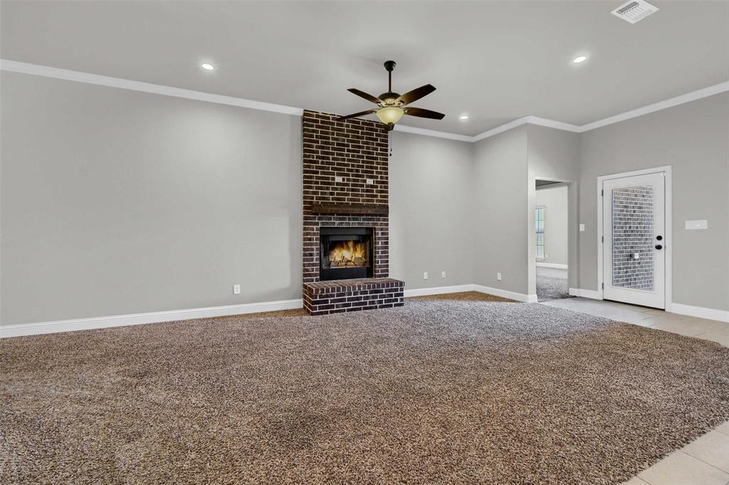 2401 Southridge Lane