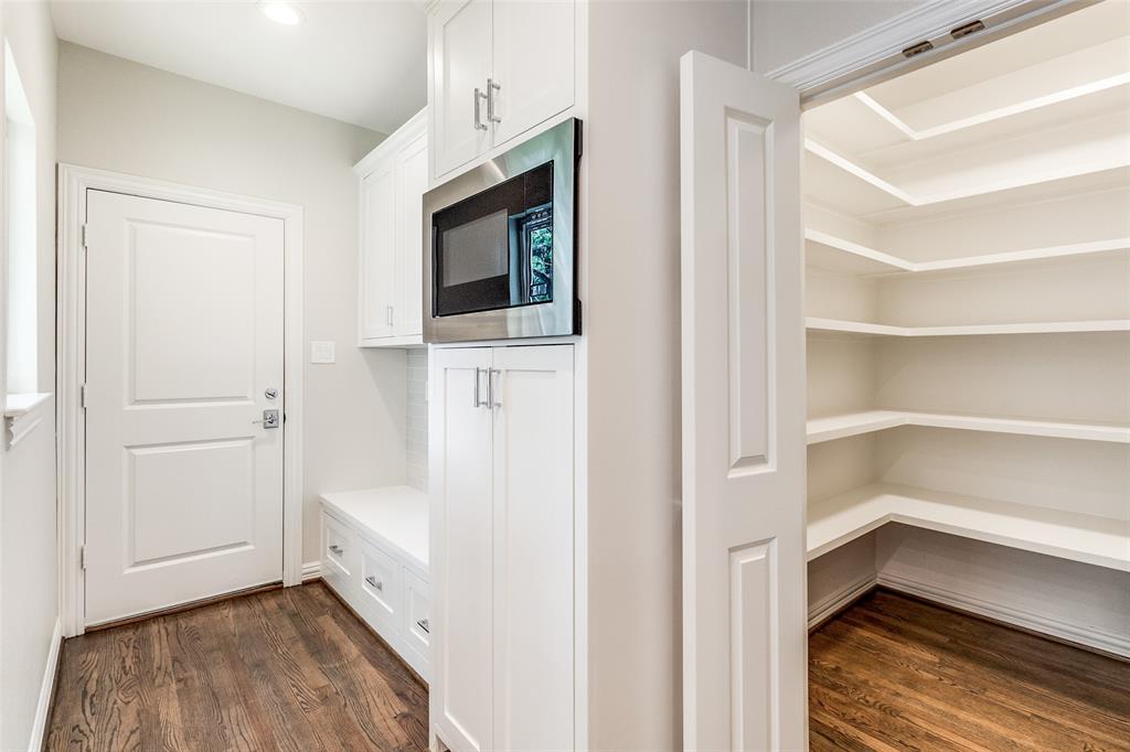 Windsor Place - Residential Lease