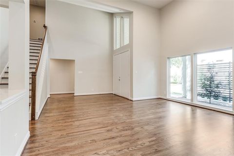 Tiny photo for 7018 Northwood Rd, Dallas, TX 75225 (MLS # 21086418)