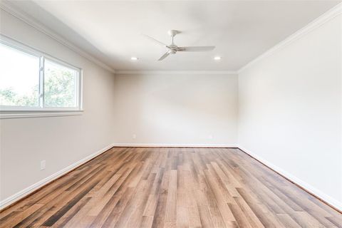 Tiny photo for 7018 Northwood Rd, Dallas, TX 75225 (MLS # 21086418)