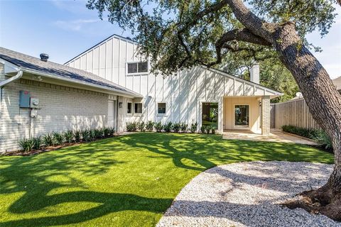 Tiny photo for 7018 Northwood Rd, Dallas, TX 75225 (MLS # 21086418)