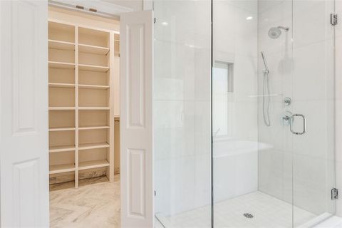 Tiny photo for 7018 Northwood Rd, Dallas, TX 75225 (MLS # 21086418)