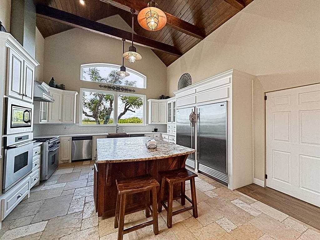 909 Higginbotham Lane