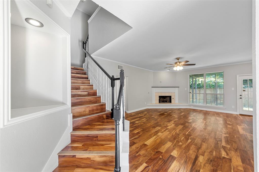 4102 Crest Ridge Drive