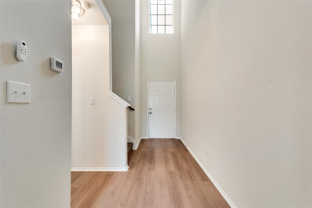 4541 Woodsboro Lane