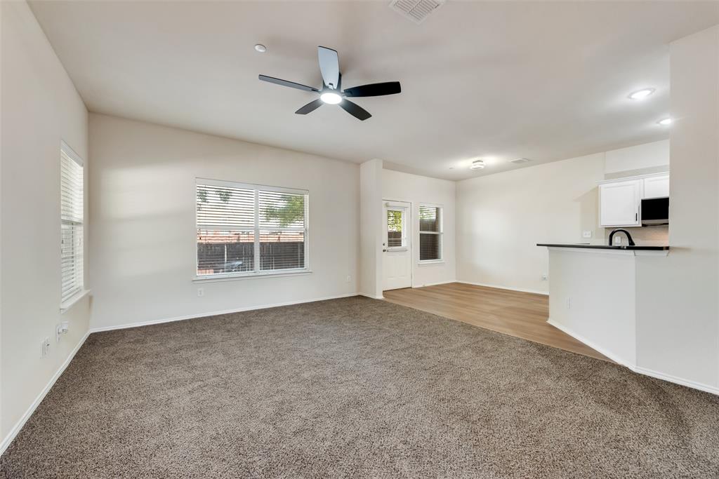 4541 Woodsboro Lane