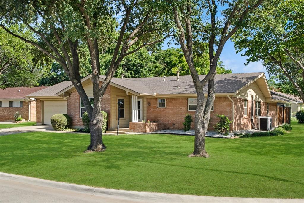 1300 Amherst Drive