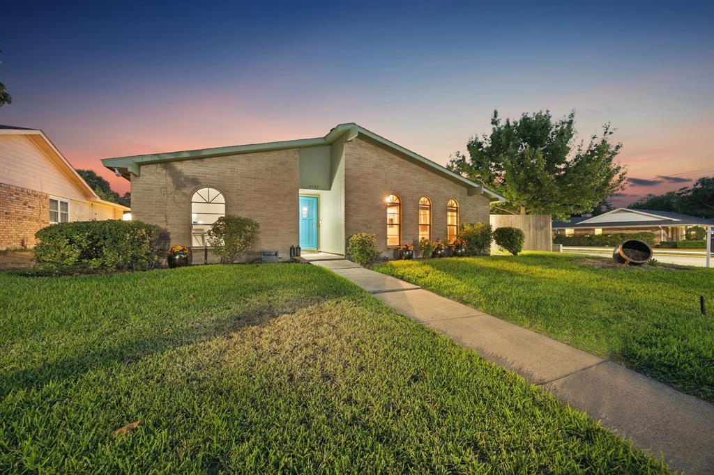 8502 Baumgarten Drive