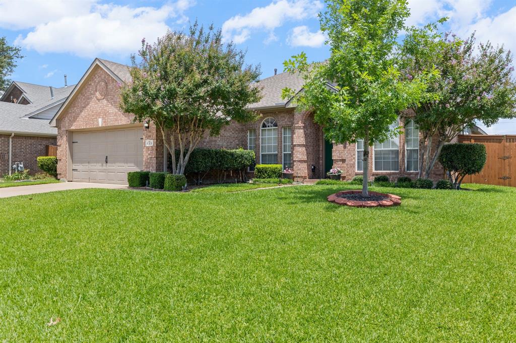 633 Ashwood Drive