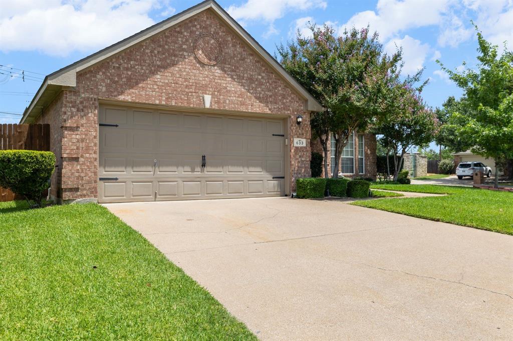 633 Ashwood Drive