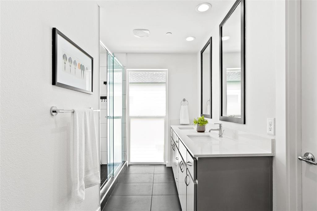 Bryan Heights Condos Ph 1 Bldg 1 - Residential
