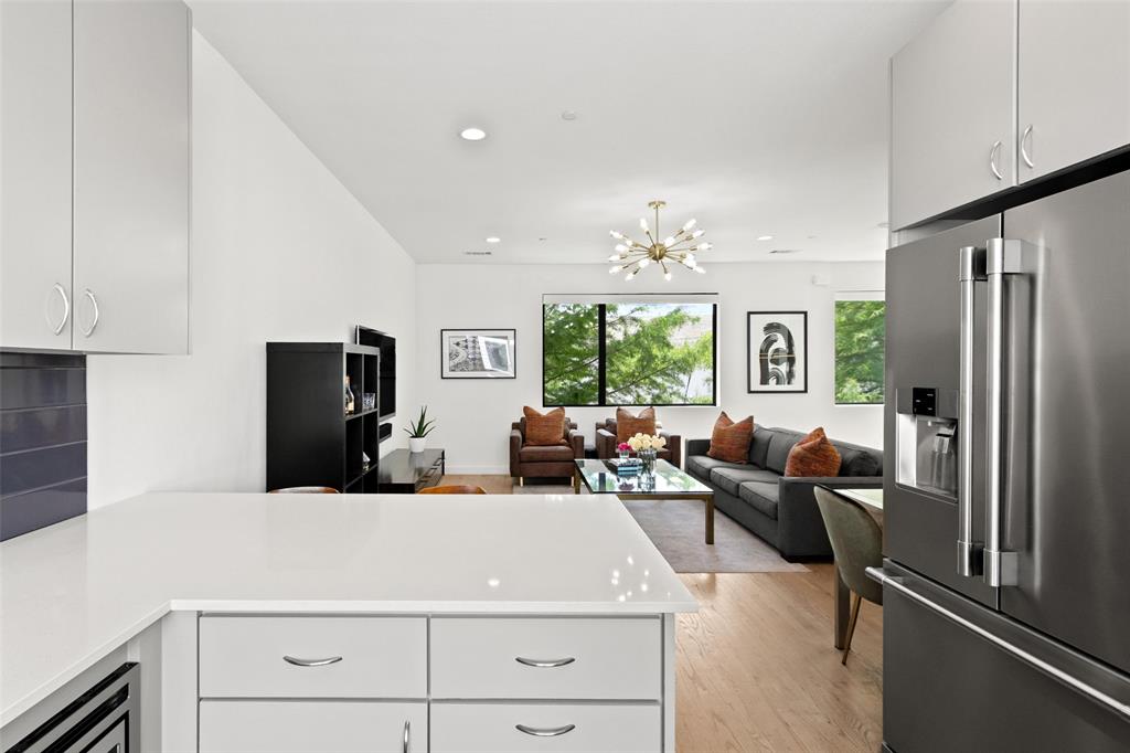 Bryan Heights Condos Ph 1 Bldg 1 - Residential