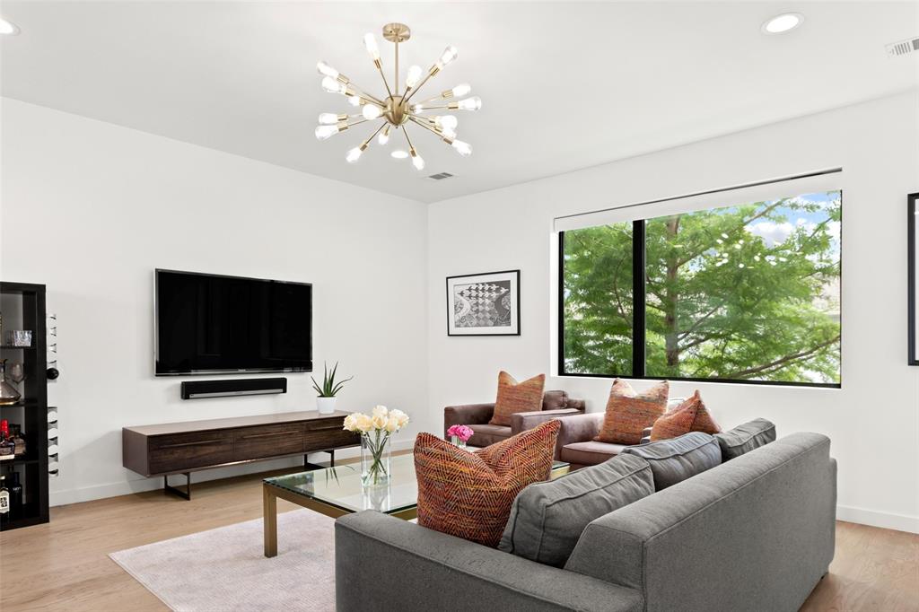Bryan Heights Condos Ph 1 Bldg 1 - Residential