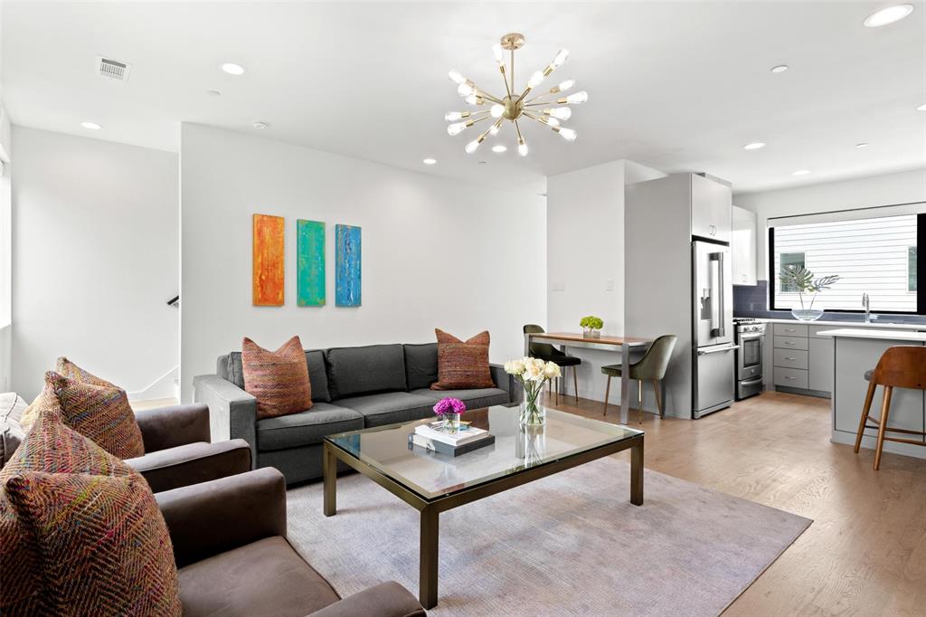 Bryan Heights Condos Ph 1 Bldg 1 - Residential