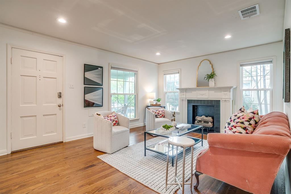 4029 El Campo Avenue