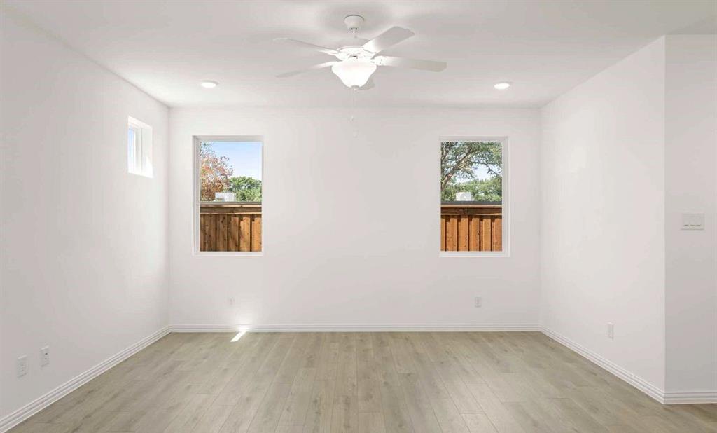 Sereno Oaks at Buckner Terrace - Residential