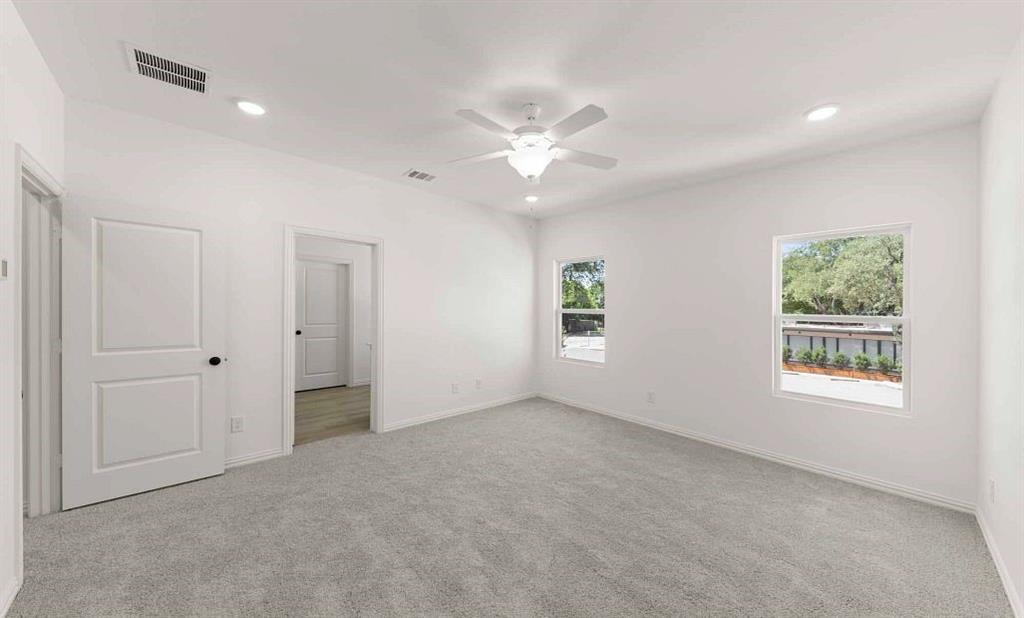 Sereno Oaks at Buckner Terrace - Residential