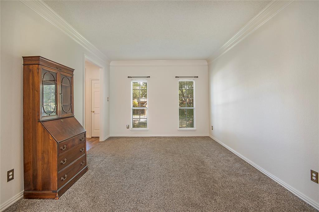 1086 Woodbriar Drive