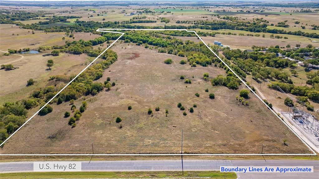 53.9 Acres Hwy 82