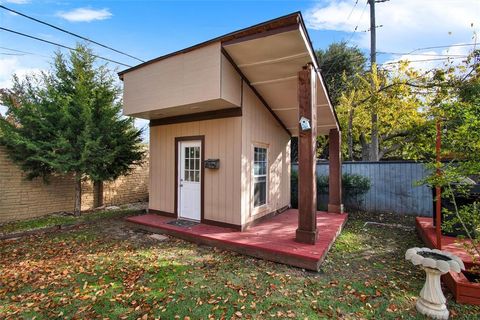 A home in Farmers Branch