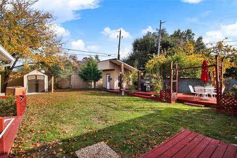 A home in Farmers Branch