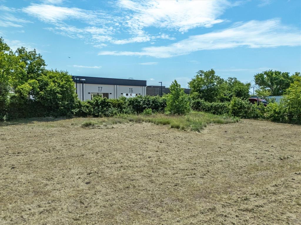 2600 Hullette Avenue