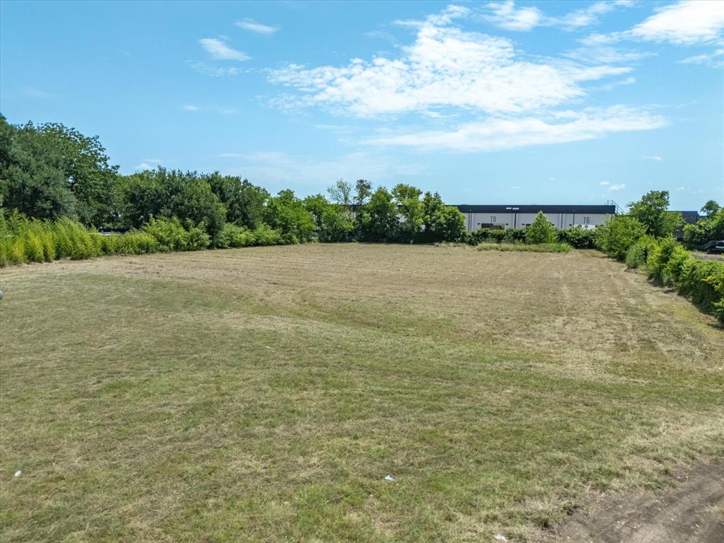 2600 Hullette Avenue