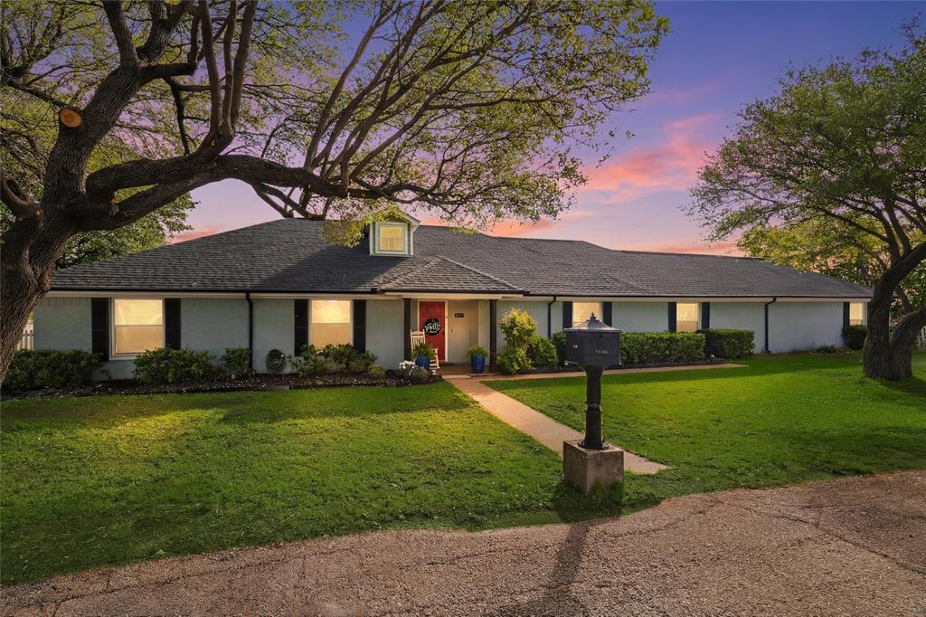 1017 S Nolan River Road