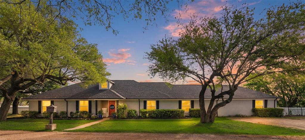 1017 S Nolan River Road